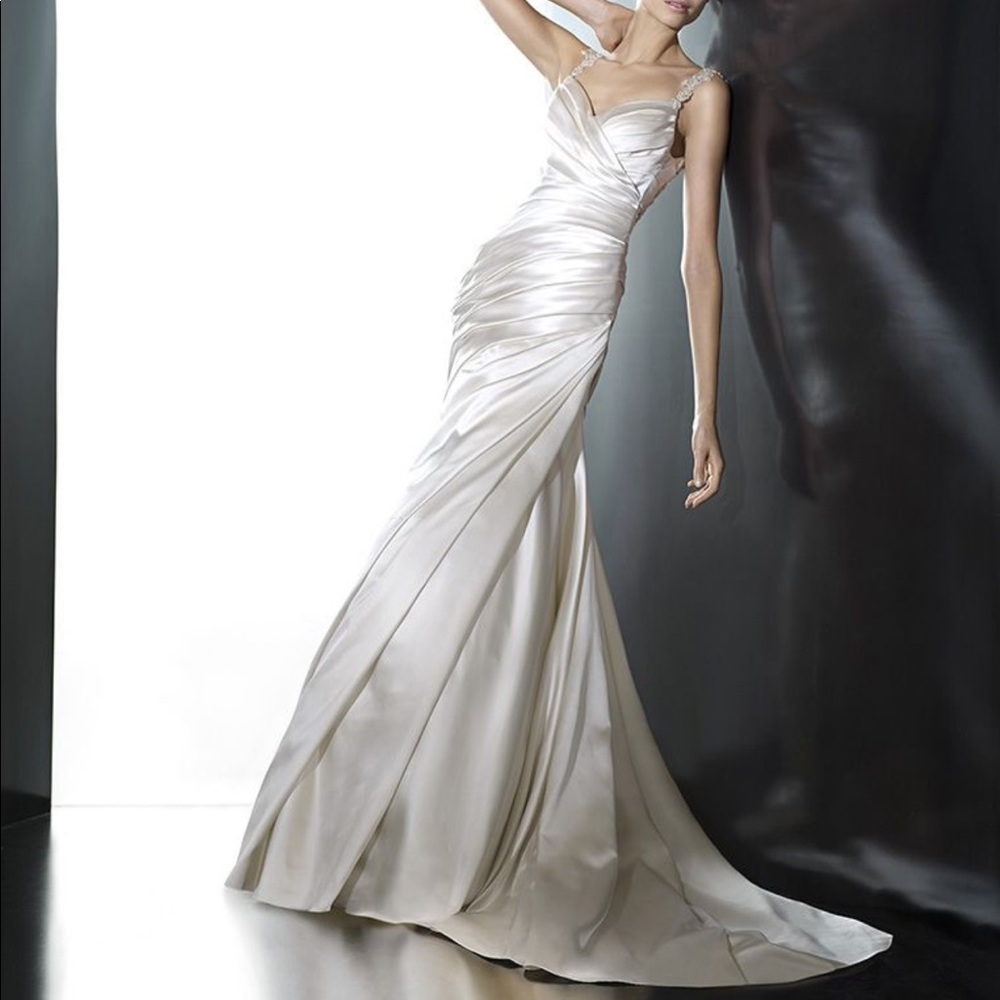 Pronovias- Prunella